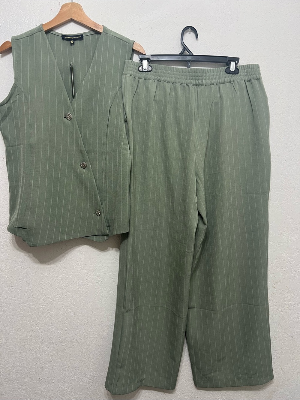 Adrienne Vittadini Olive Green Pinstripe Wide-Leg Pants